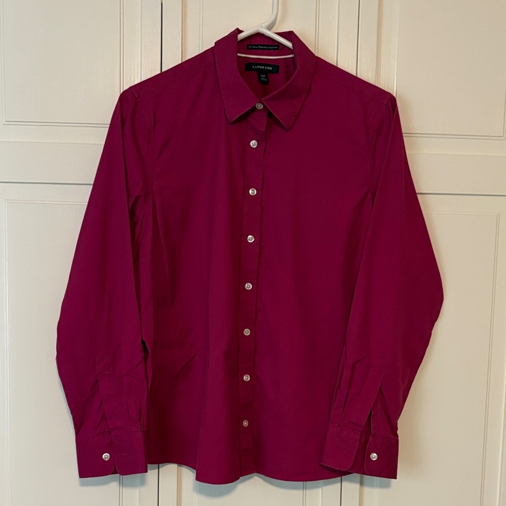 Lands End Women’s Magenta Button Down Shirt 26p